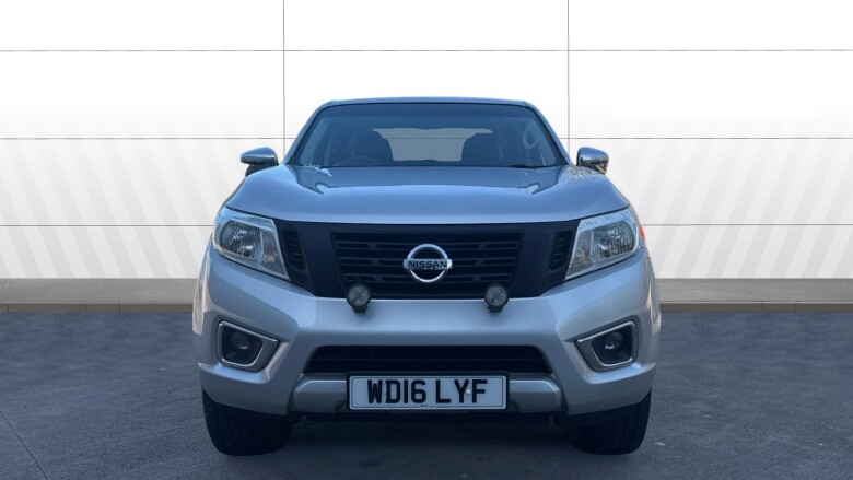 Nissan Navara Np300 Diesel Double Cab Pick Up N-Connecta 2.3dCi 190 4WD